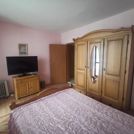 Bed and breakfast Affordable With Bbq 5 Min Drive From Lusi Varna