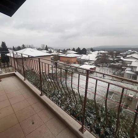 Affordable With Bbq 5 Min Drive From Lusi Bed and breakfast Varna