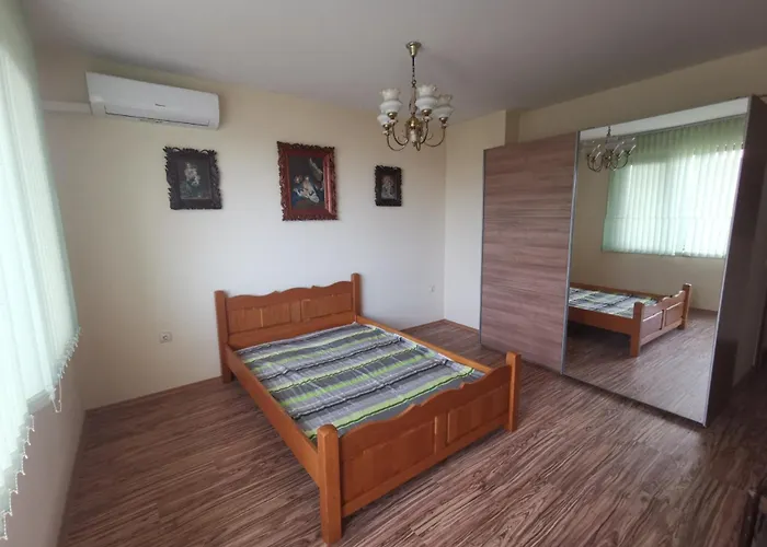 Affordable With Bbq 5 Min Drive From Lusi Bed and breakfast Varna