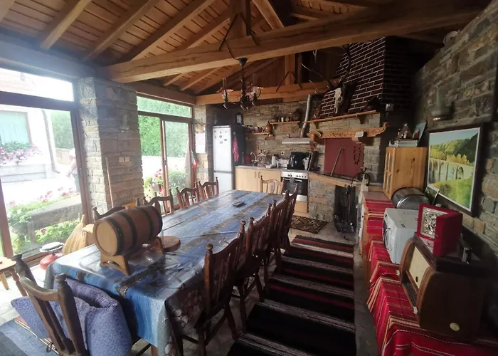 Affordable With Bbq 5 Min Drive From Lusi 3* Varna