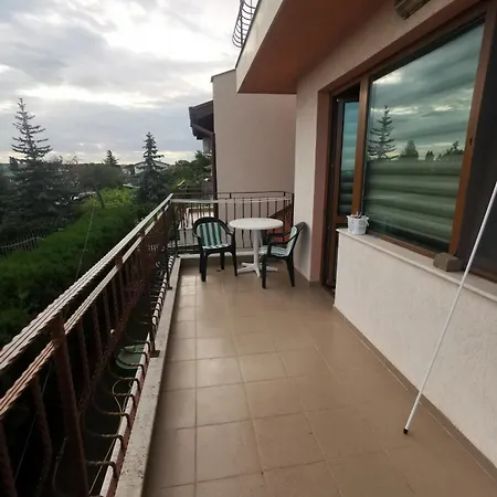 Affordable With Bbq 5 Min Drive From Lusi Bed & Breakfast