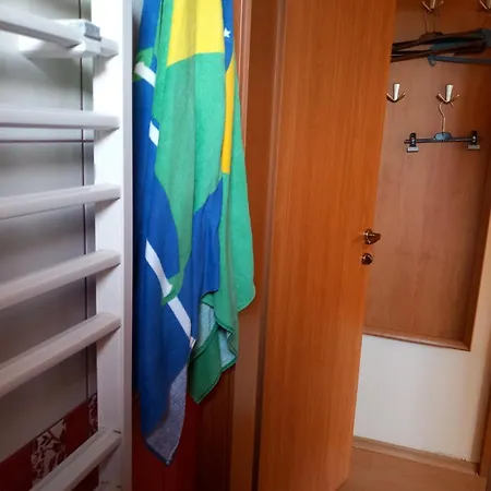 Affordable With Bbq 5 Min Drive From Lucy 3* Varna